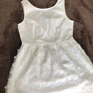 H&M white dress 👗